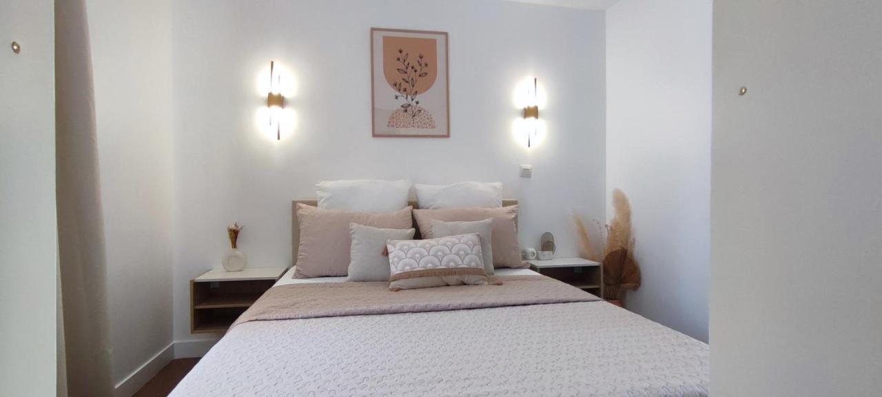 Chez Adriana Appartement Cosy Avec Jardin, Proche Plage Grimaud Exteriör bild
